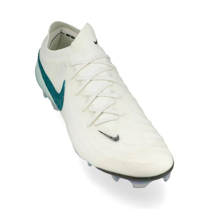 Phantom GX2 Elite FG Chromatic Pack