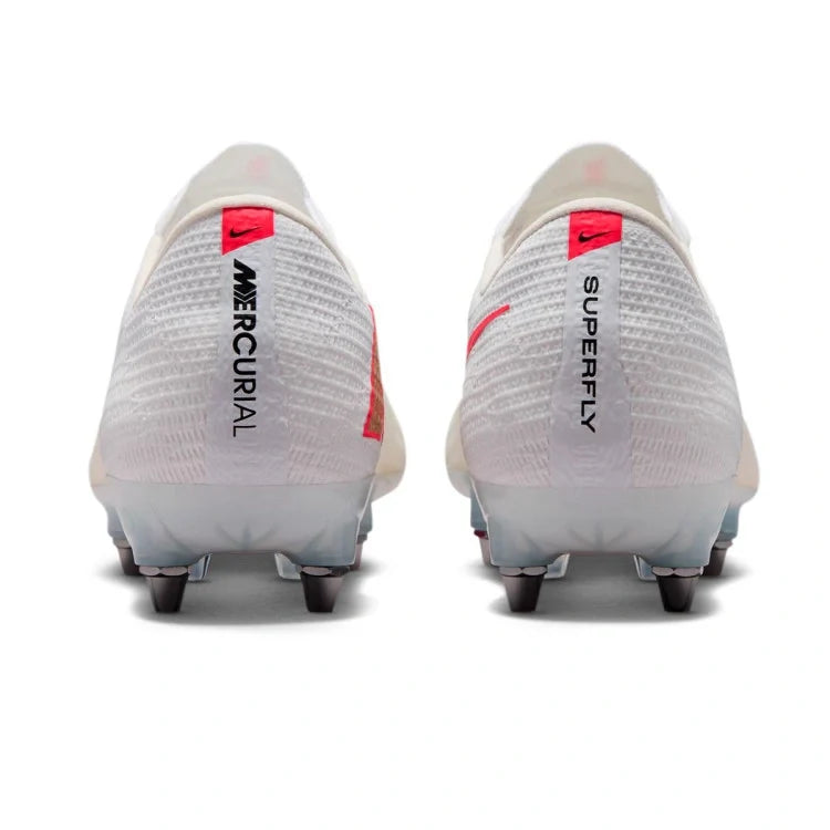 Mercurial Superfly 11 Elite SG break 'em pack
